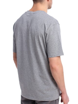 Серая футболка BOSS: фото 6 - Invogue